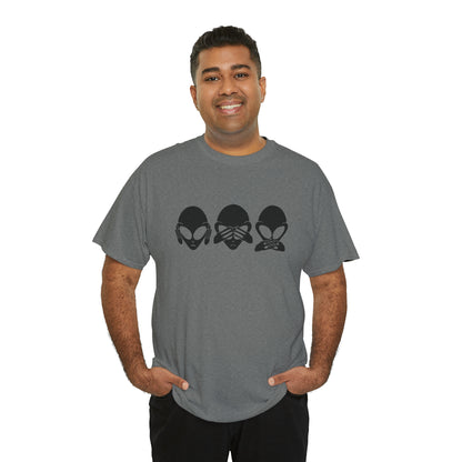 Alien Hear No Evil, See No Evil, Speak No Evil Tee