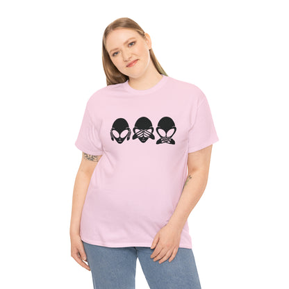 Alien Hear No Evil, See No Evil, Speak No Evil Tee