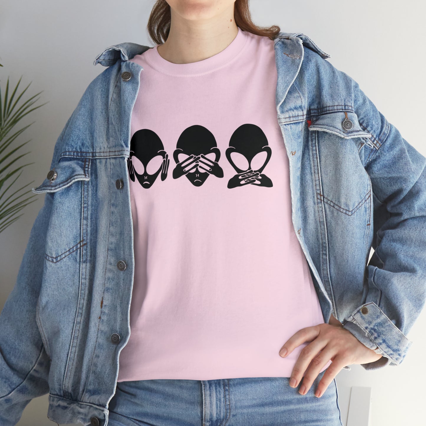 Alien Hear No Evil, See No Evil, Speak No Evil Tee