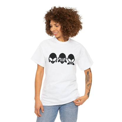 Alien Hear No Evil, See No Evil, Speak No Evil Tee