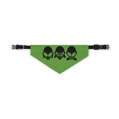 Hear No Evil, See No Evil, Speak No Evil - Alien Pet Collar Bandana