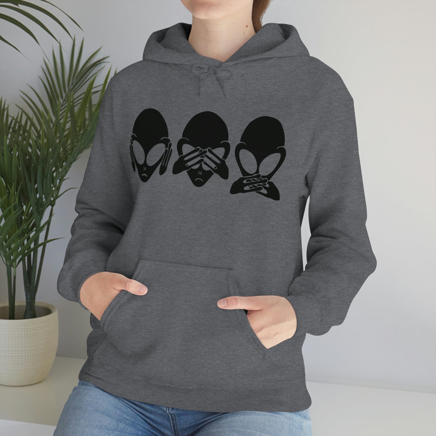 Alien Hear No Evil, See No Evil, Speak No Evil Hoodie