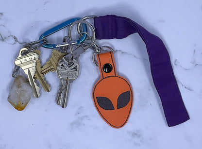 Alien Head Embroidery Keychain