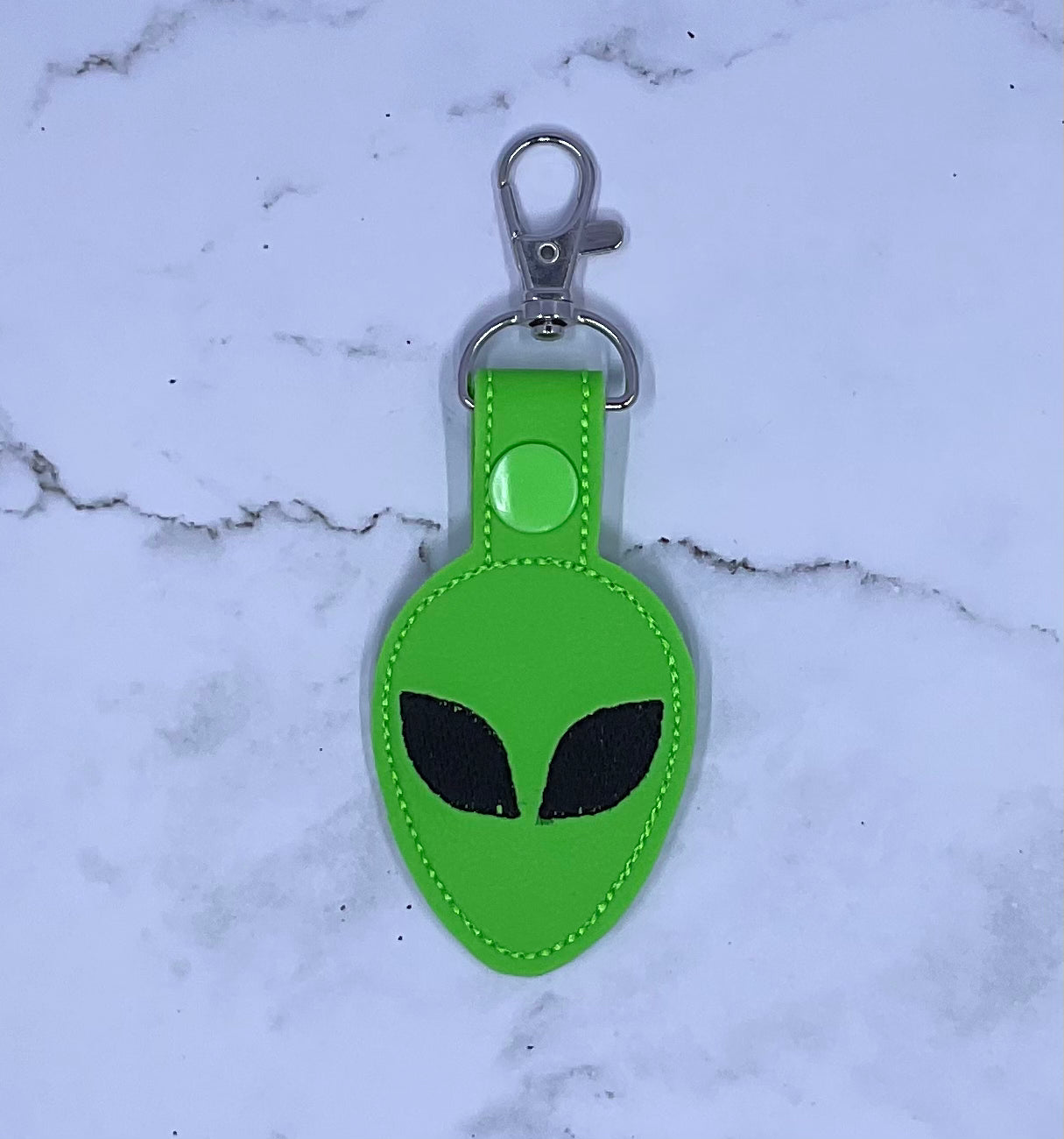 Alien Head Embroidery Keychain